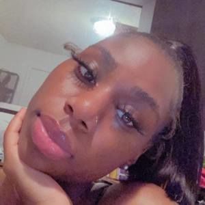 Meet your Posher, Adoreé